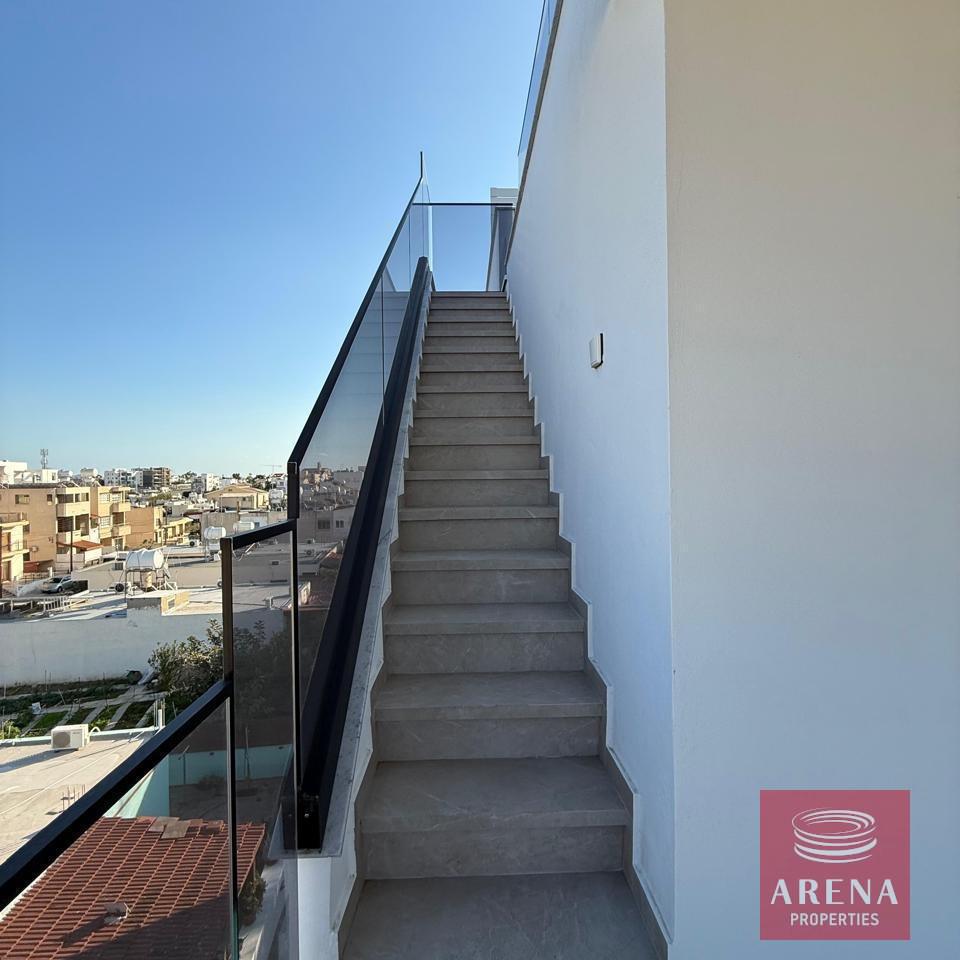 5-2-BED-PENTHOUSE-ARADIPPOU-8996