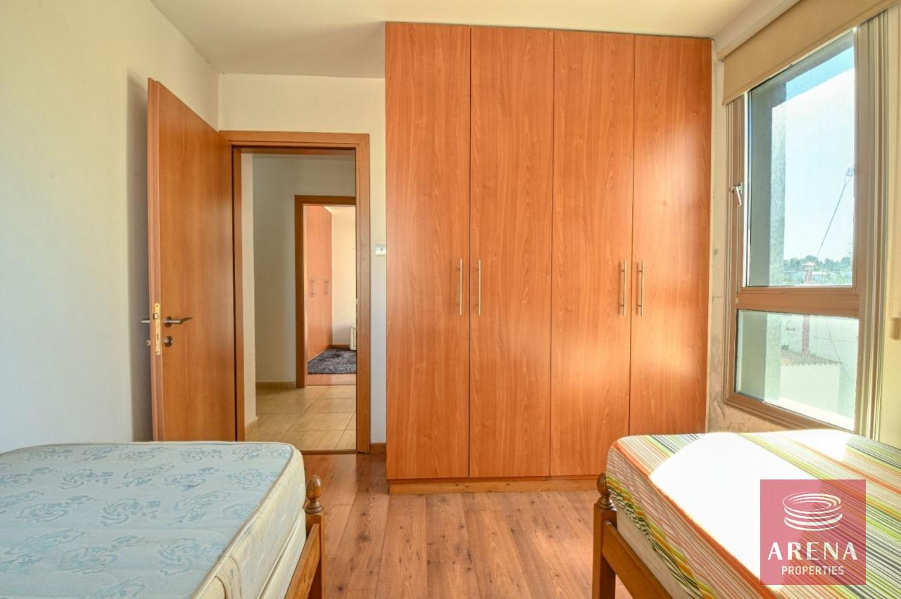 5-3-BED-APT-PARALIMNI-7739