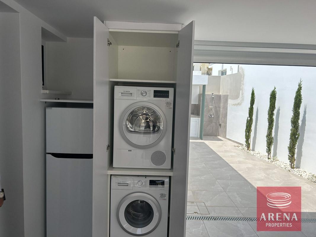 5-3-BED-BUNGALOW-6999