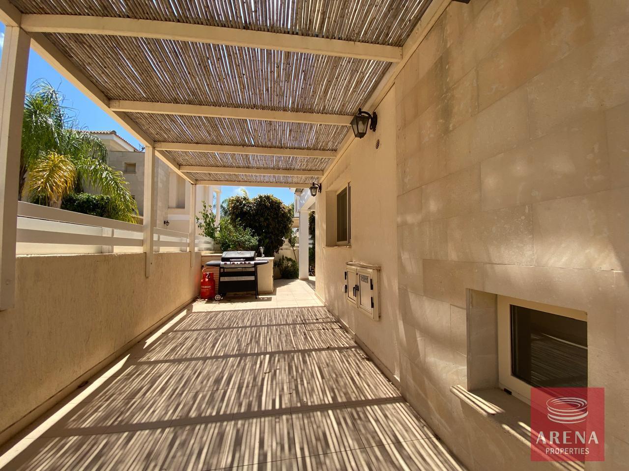 5-3-BED-VILLA-CAPE-GRECO-8113