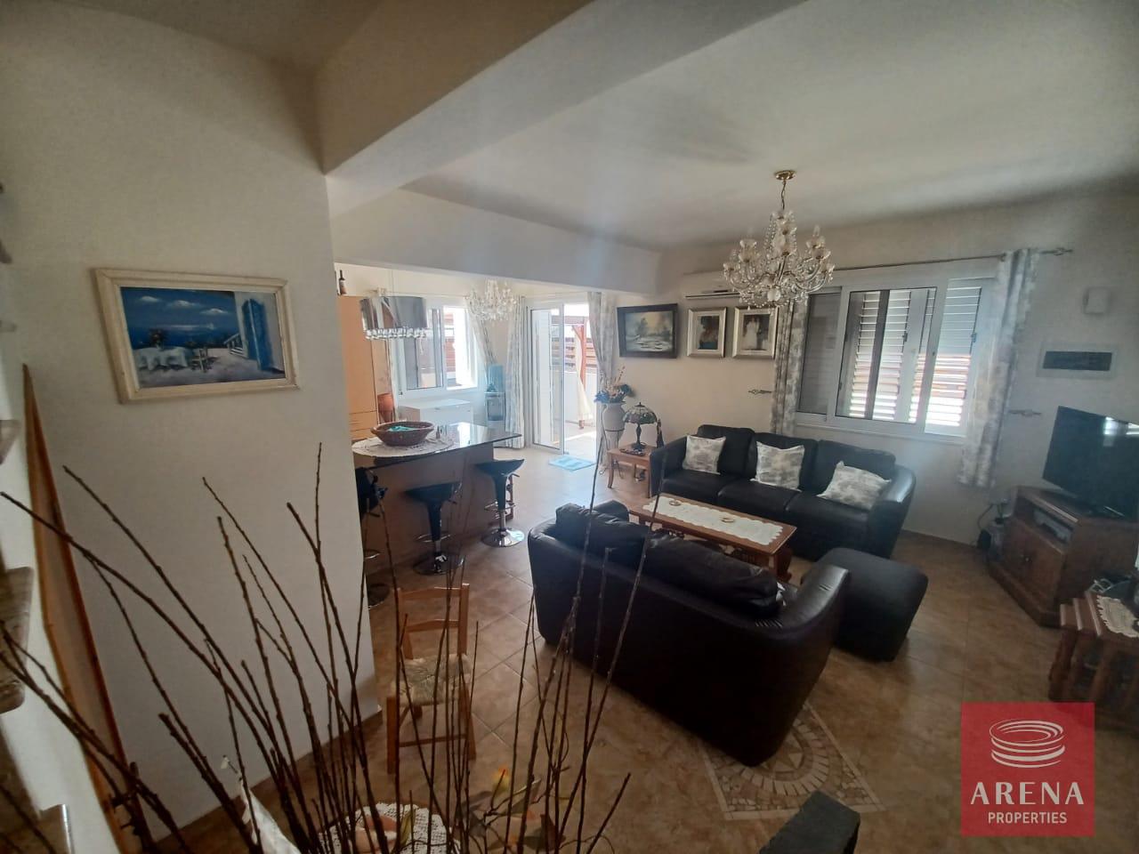 5-3-BED-VILLA-IN-AVGOROU-7036