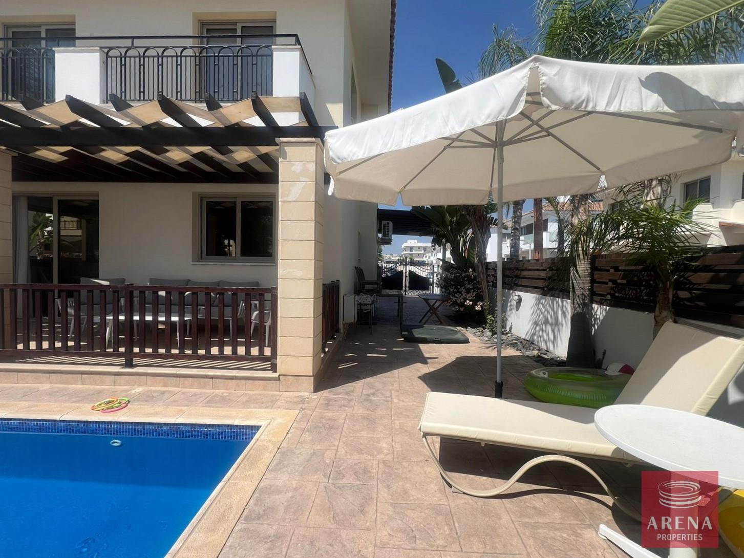 5-3-BED-VILLA-PERNERA-8381