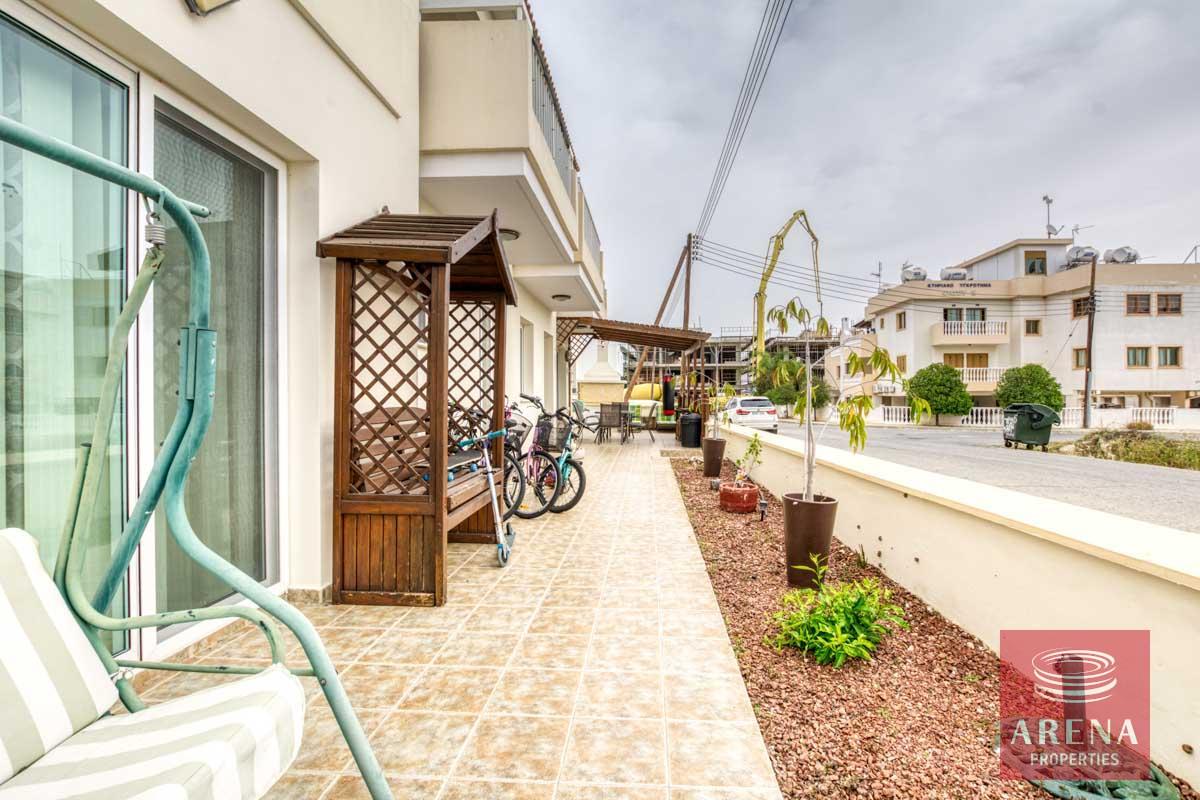 5-3-bed-apt-in-paralimni-8405