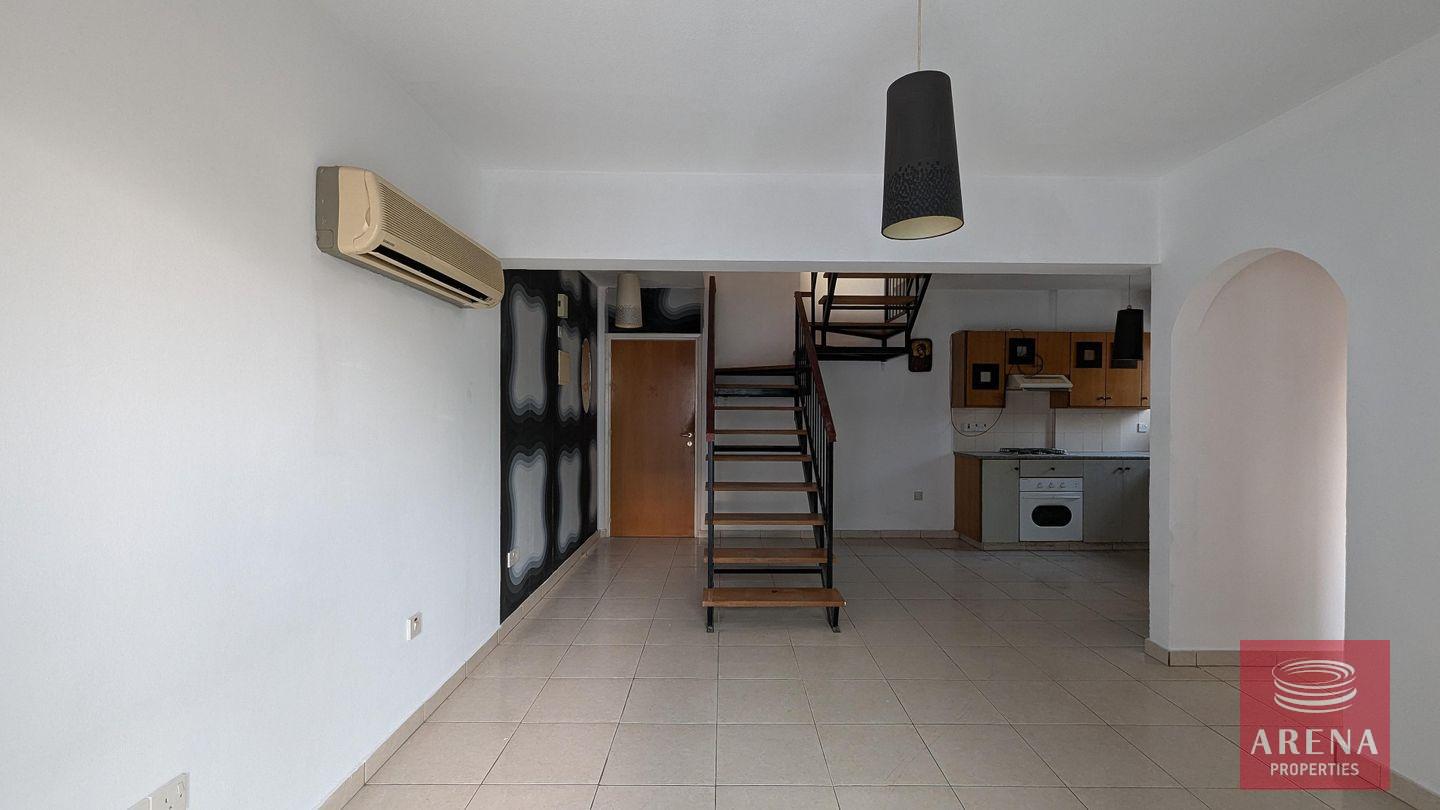 5-3-bed-apt-makenzy-8773