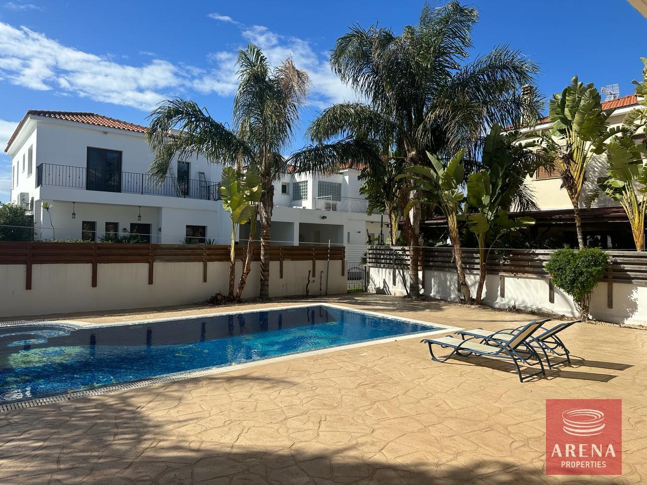 5-3-bed-villa-inFrenaros-7948-1