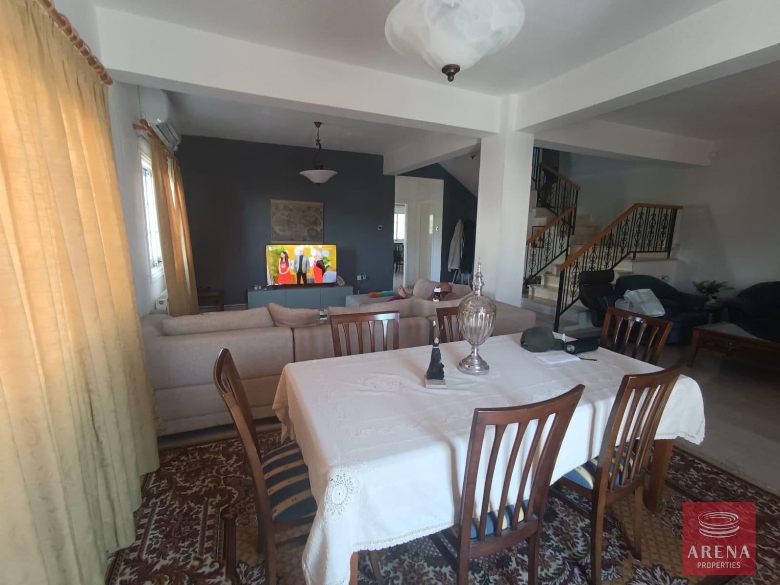 5-4-BED-HOUSE-IN-LARNACA-8013-4