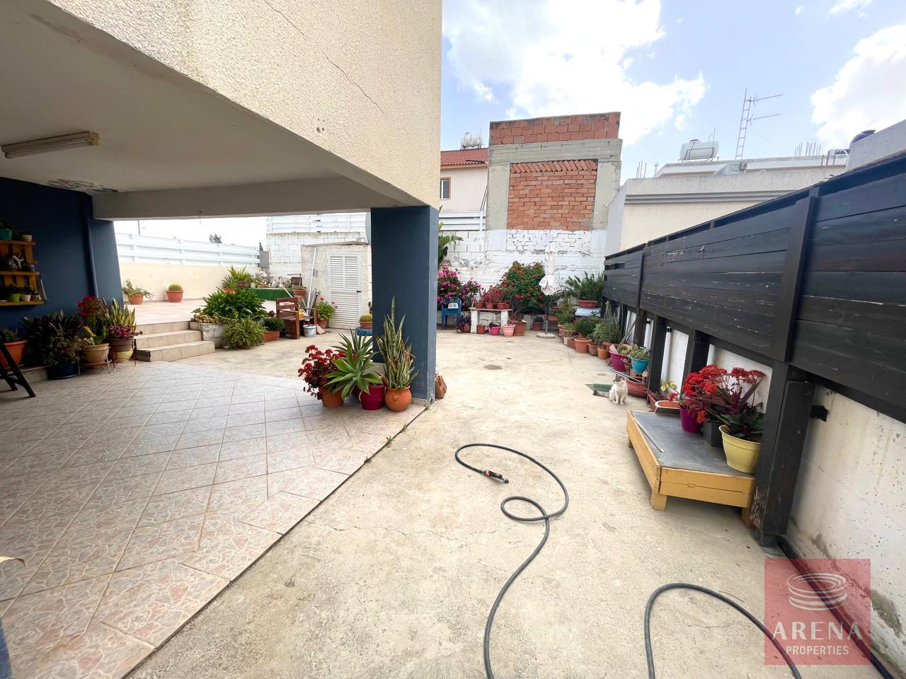 5-4-BED-VILLA-ARADIPPOU-9443