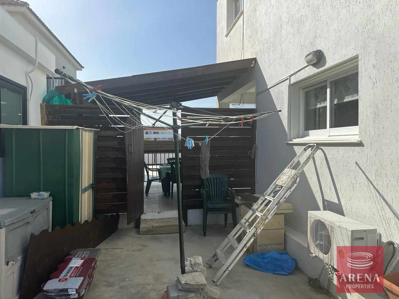 5-4-BED-VILLA-PARALIMNI-7979-1