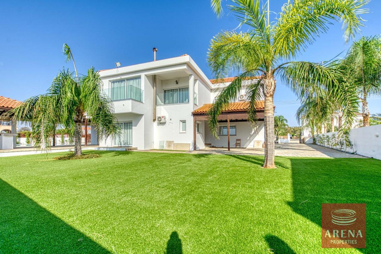 5-7-BED-VILLA-AYIA-NAPA-8418