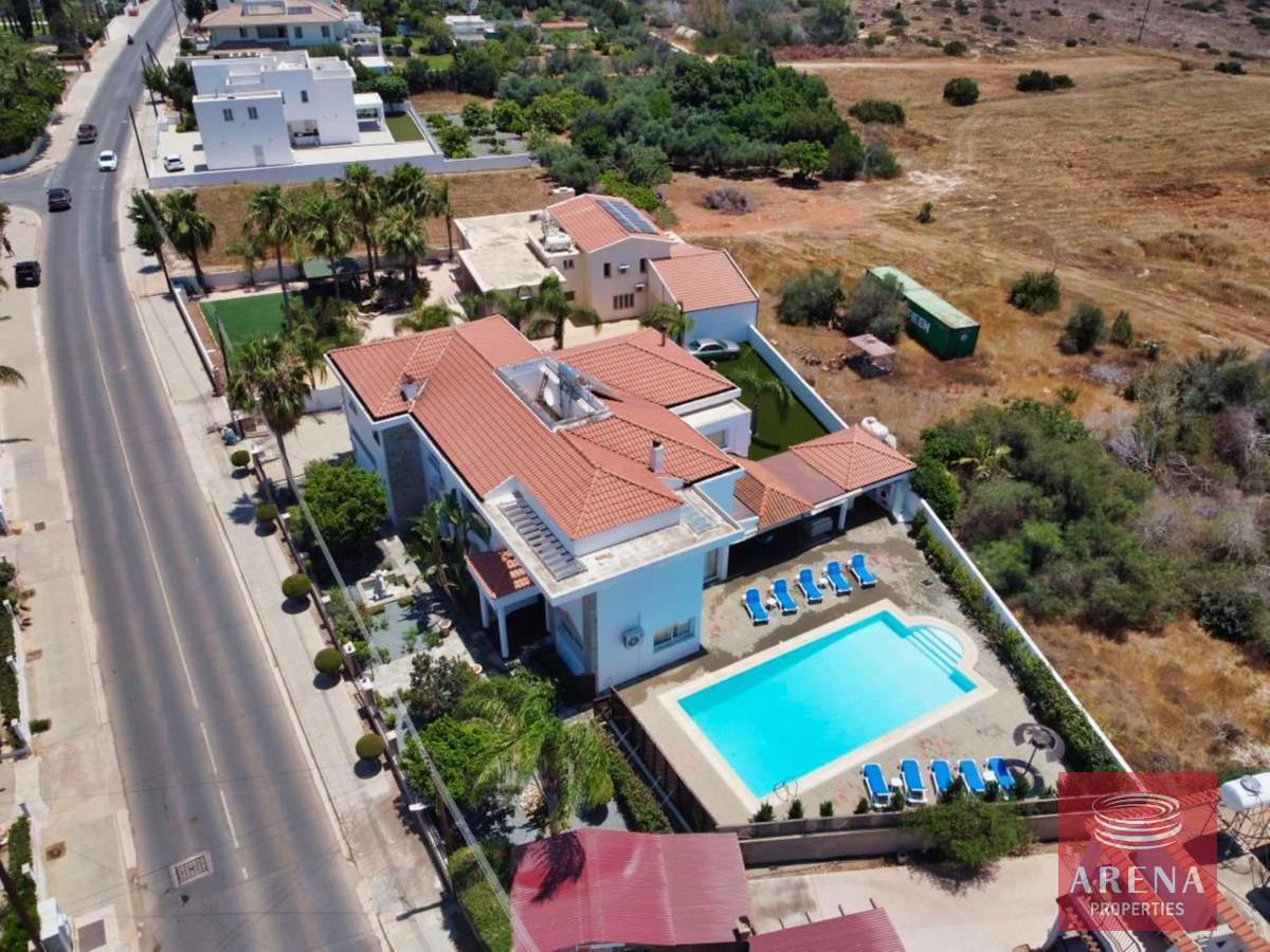 5-7-BED-VILLA-IN-AYIA-NAPA-6706-1