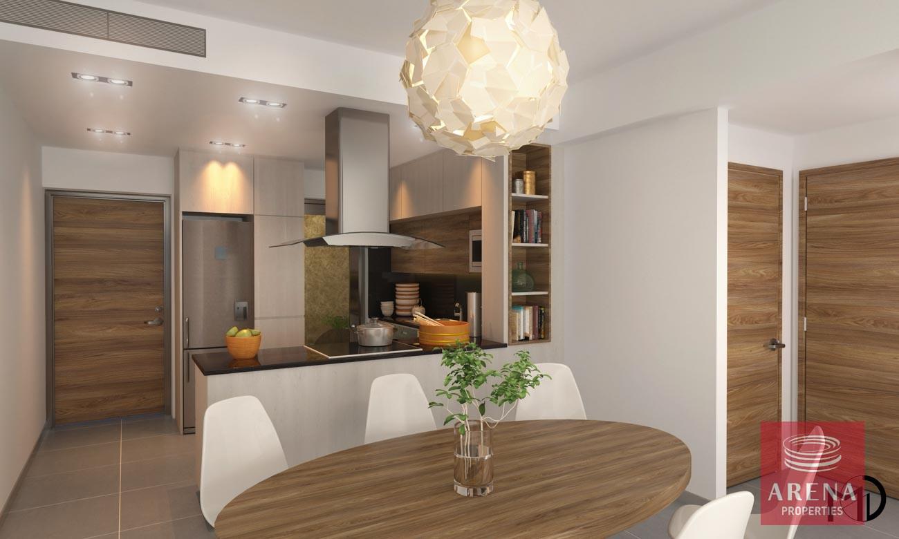 5-APT-IN-KAMARES-5806-5