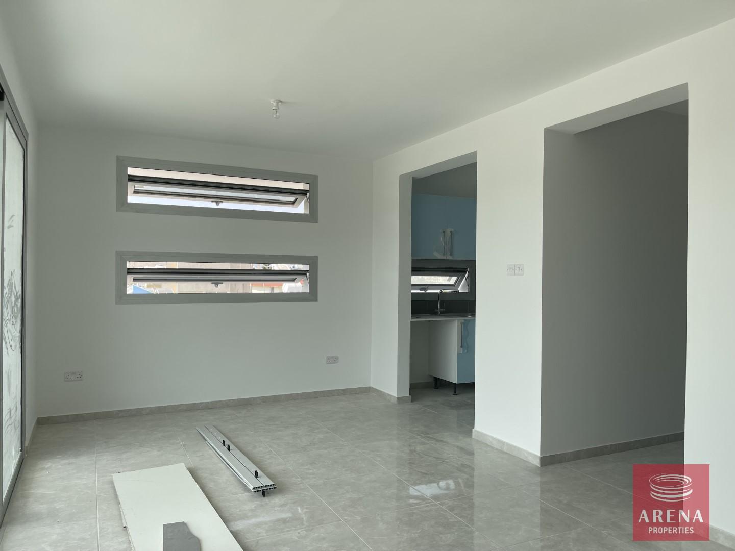 5-APT-IN-LARNACA-4755-1