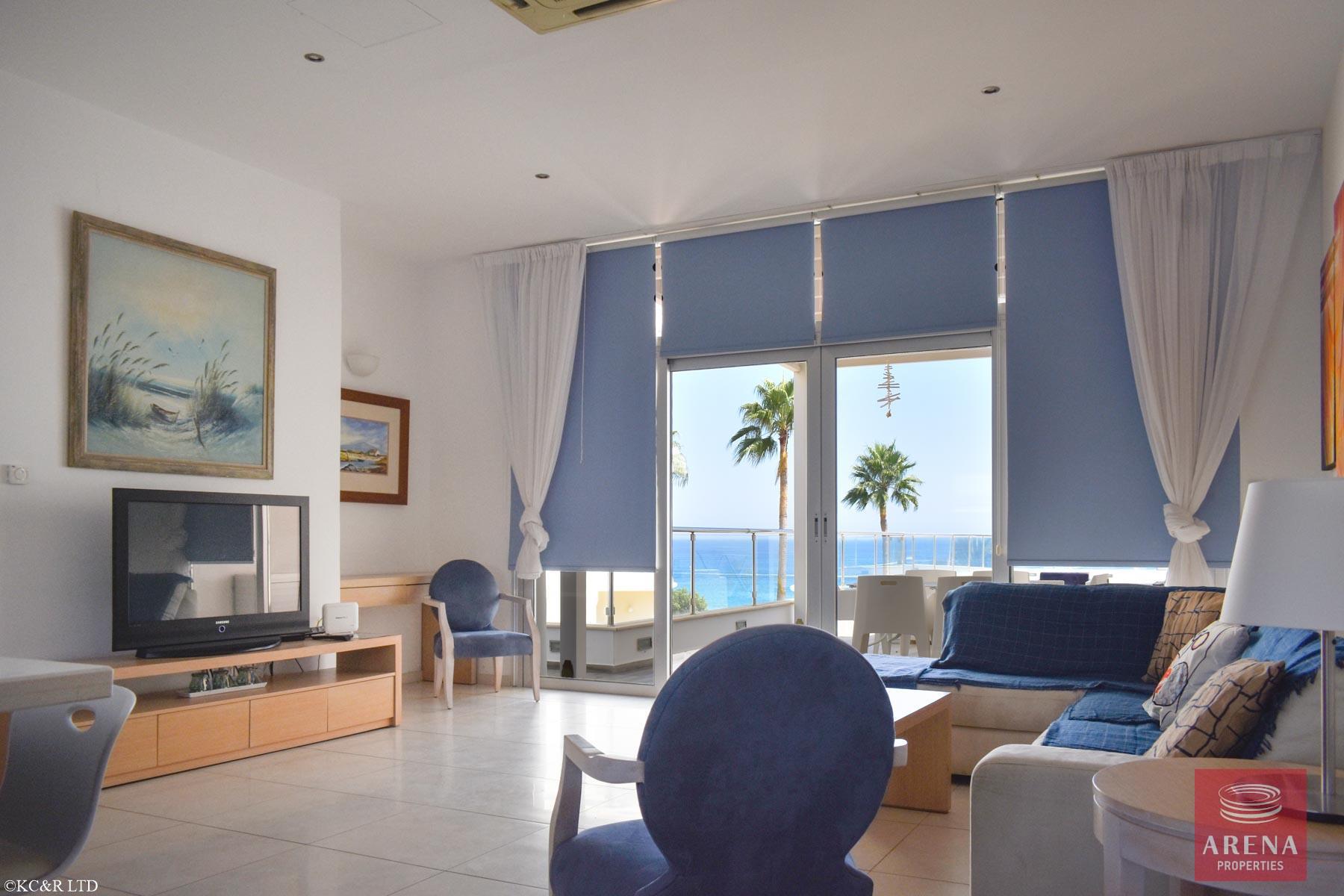 5-APT-IN-PROTARAS-5500-2