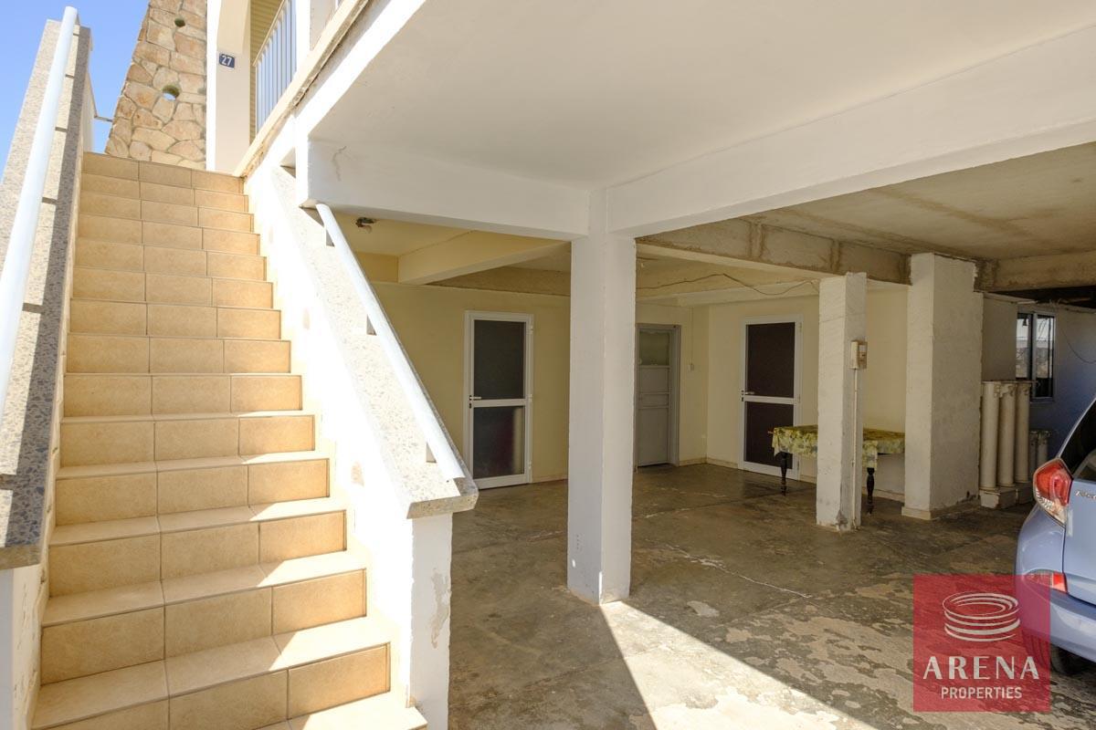 5-House-in-paralimni-5661-1