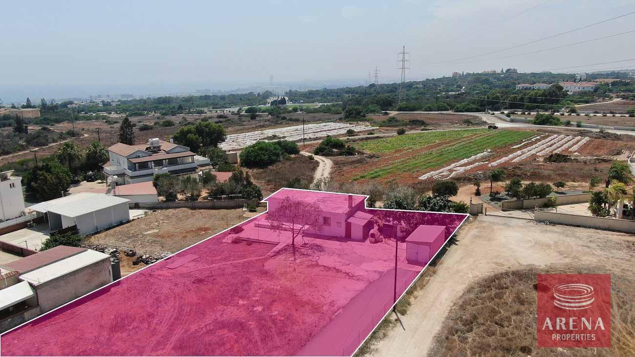 5-LAND-IN-KOKKINES-8434