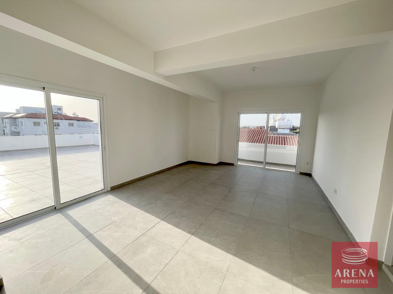 5-TOP-FLOOR-APT-8059-1