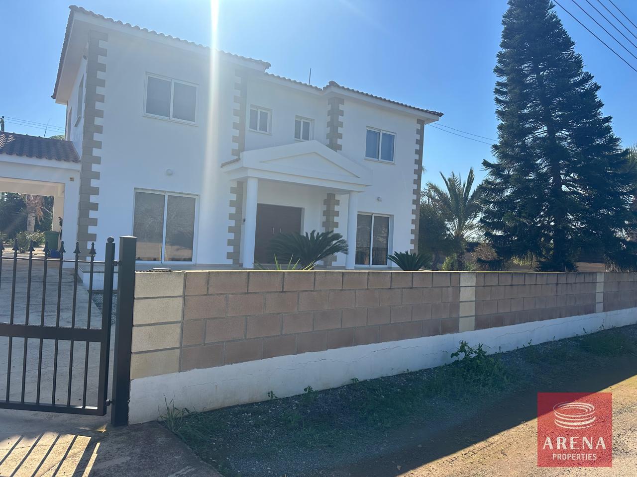 5-VILLA-FOR-RENT-IN-LIOPETRI-9223