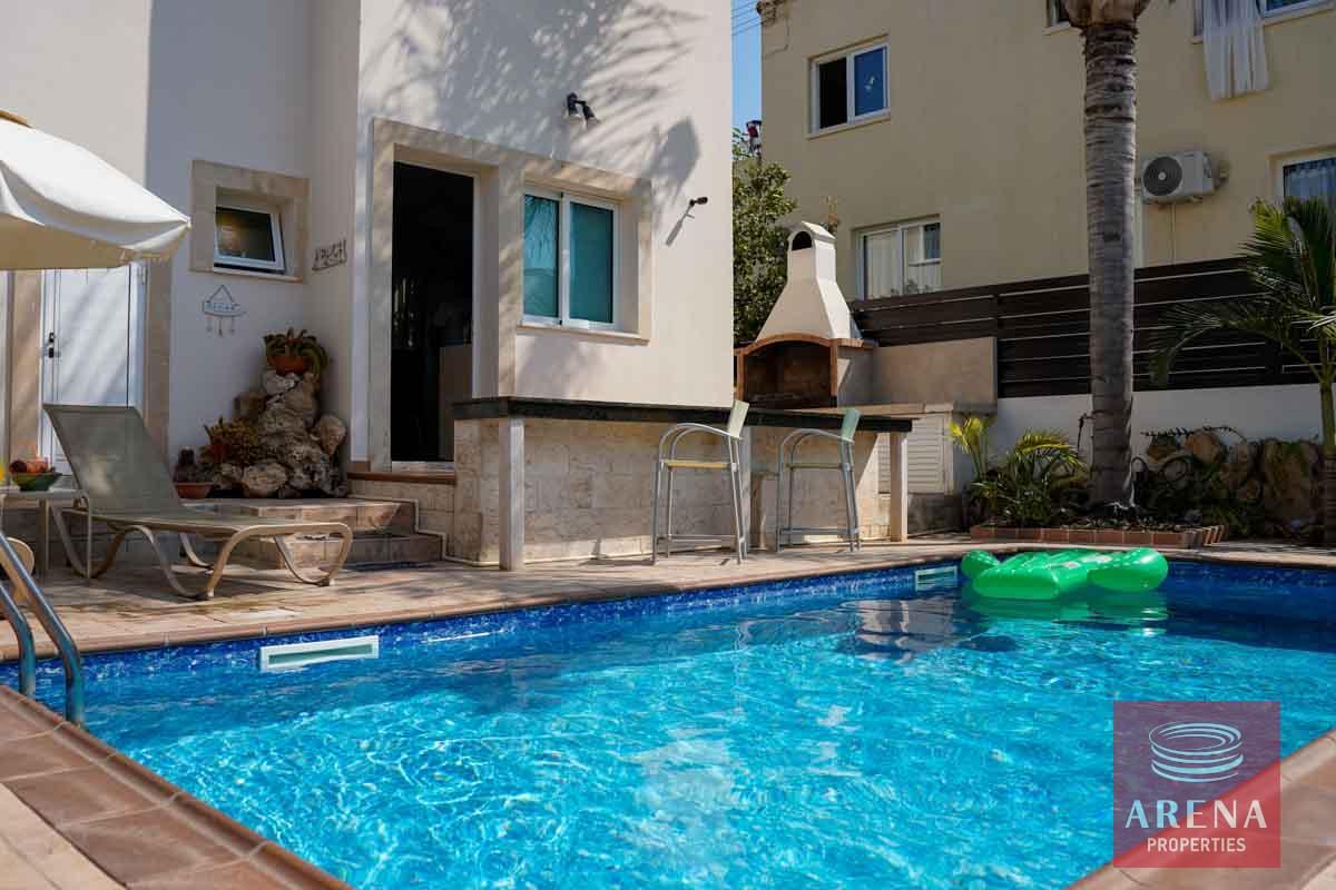 5-VILLA-FOR-RENT-IN-PERNERA-6357-1