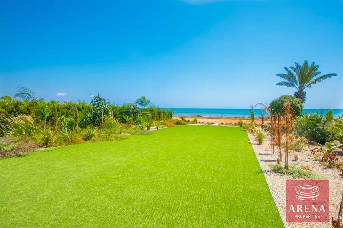 5-seafront-villa-ayia-thekla-5842-1