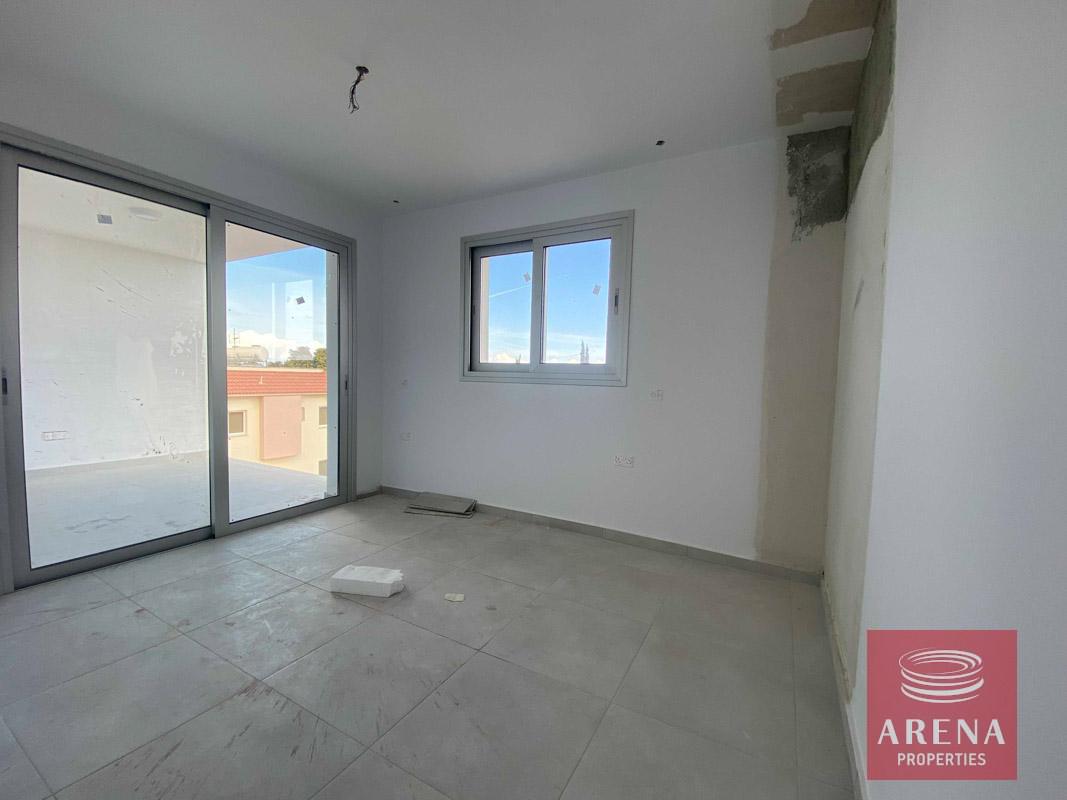 6-2-BED-APT-IN-KAPPARIS-6806