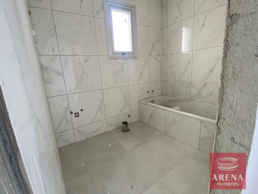 6-2-BED-APT-IN-KAPPARIS-6807