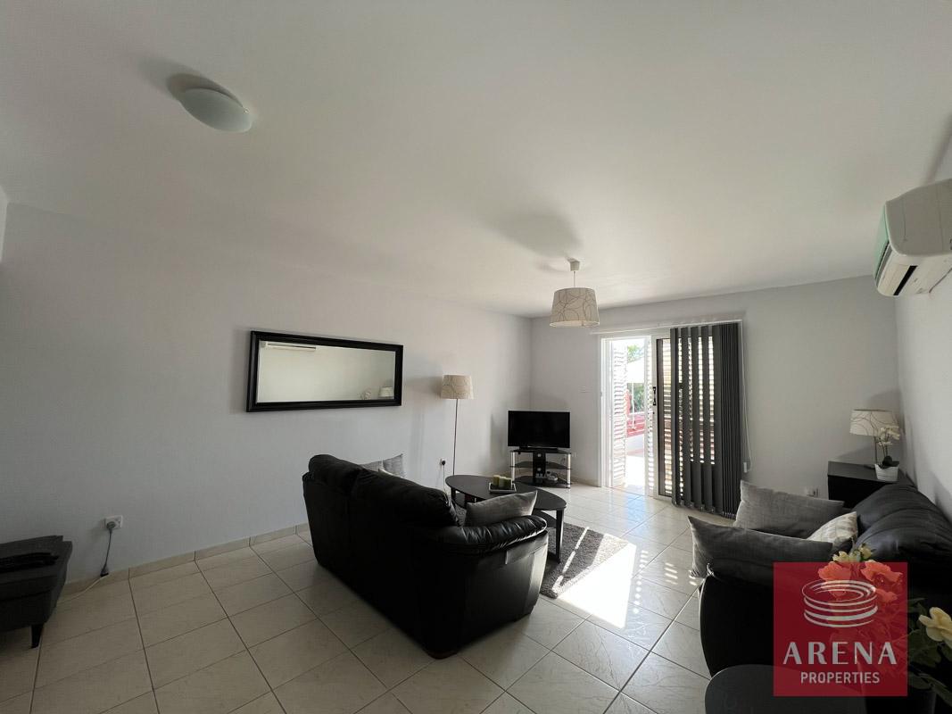 6-2-BED-APT-KAPPARIS-8197