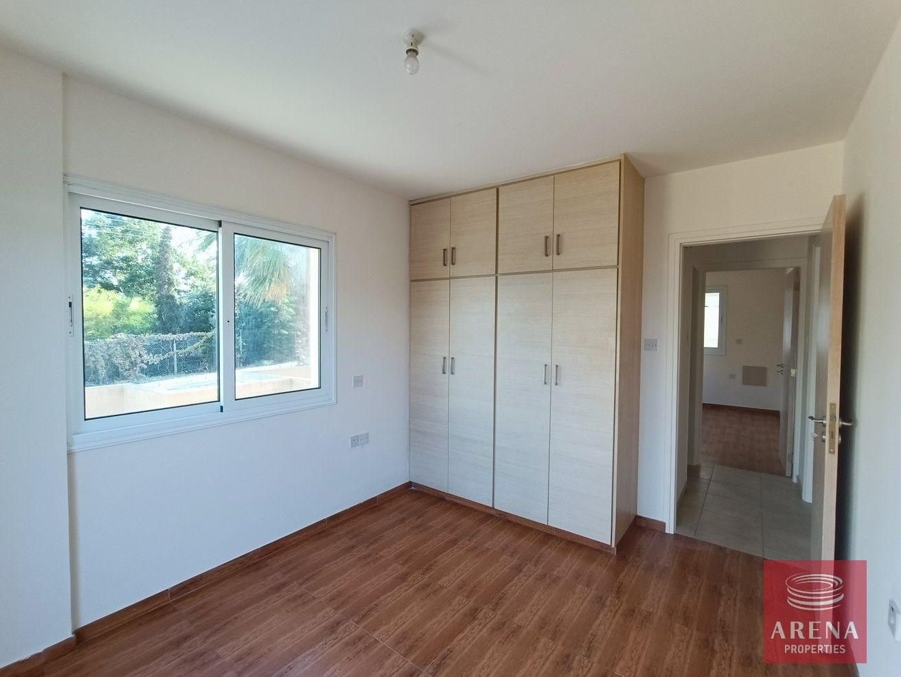 6-2-BED-APT-PARALIMNI-6498