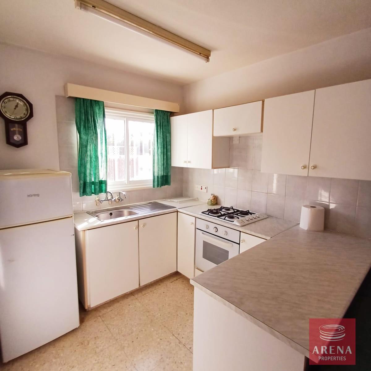 6-2-BED-HOUSE-IN-PERVOLIA-8749