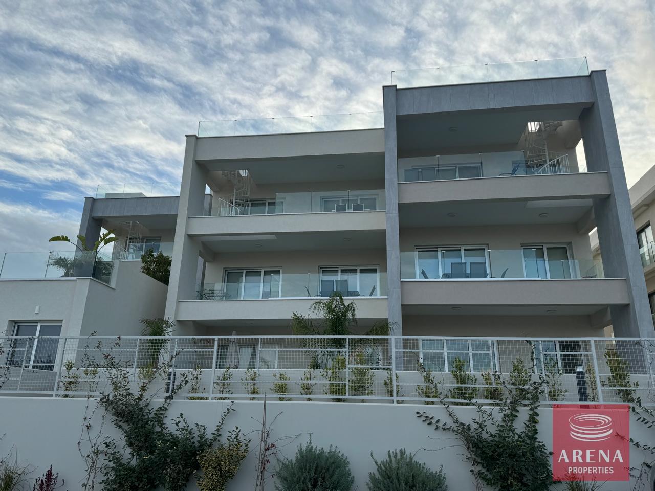 6-2-BED-PENTHOUSE-IN-KAPPARIS-8975