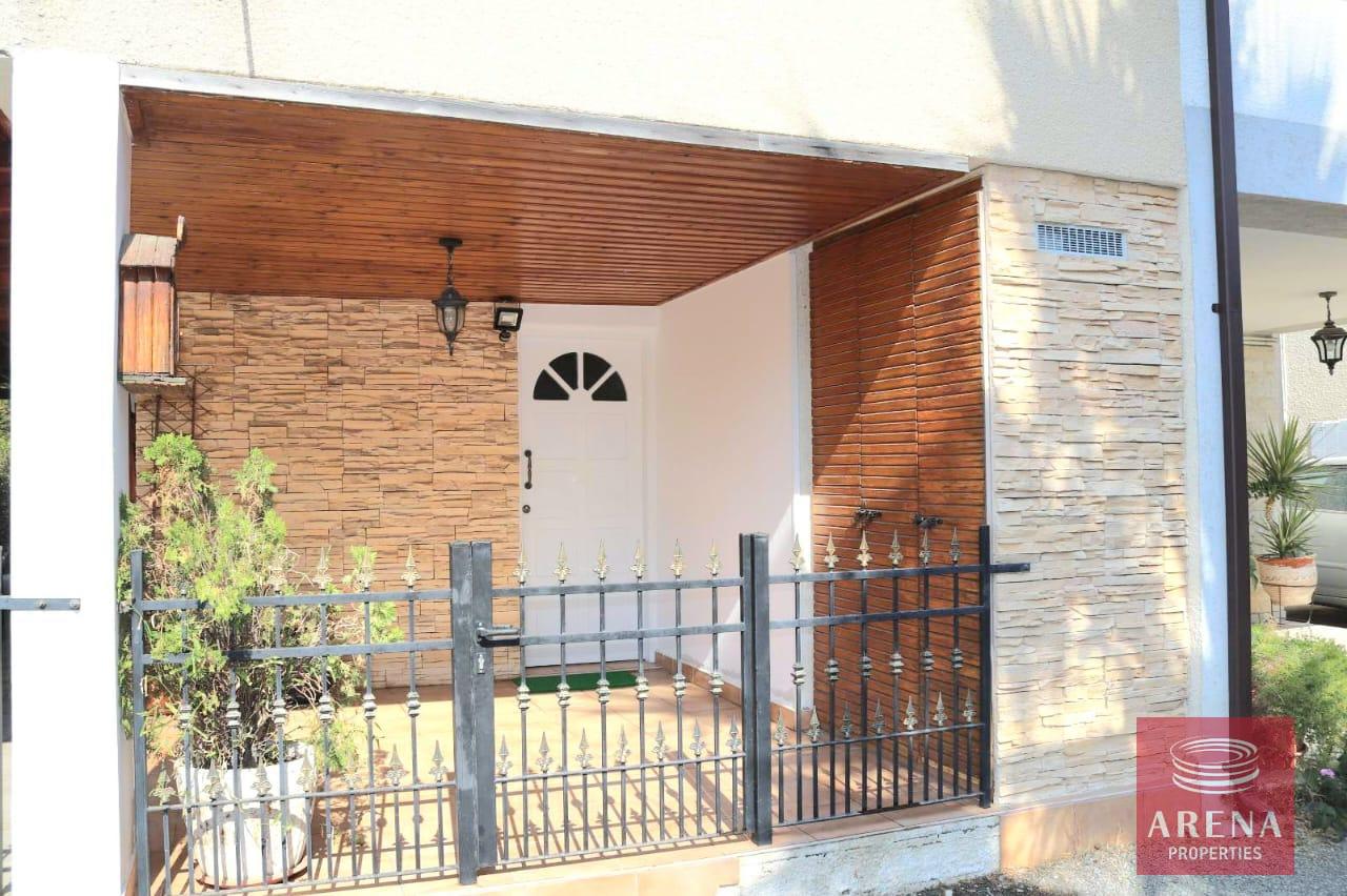 6-2-BED-VILLA-PERVOLIA-8905