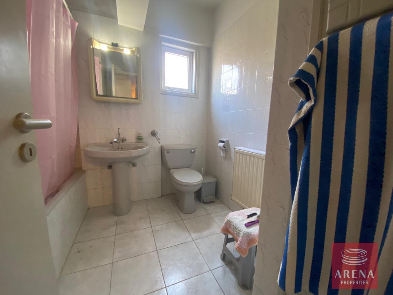 6-3-BED-APT-IN-PRALIMNI-6711-1