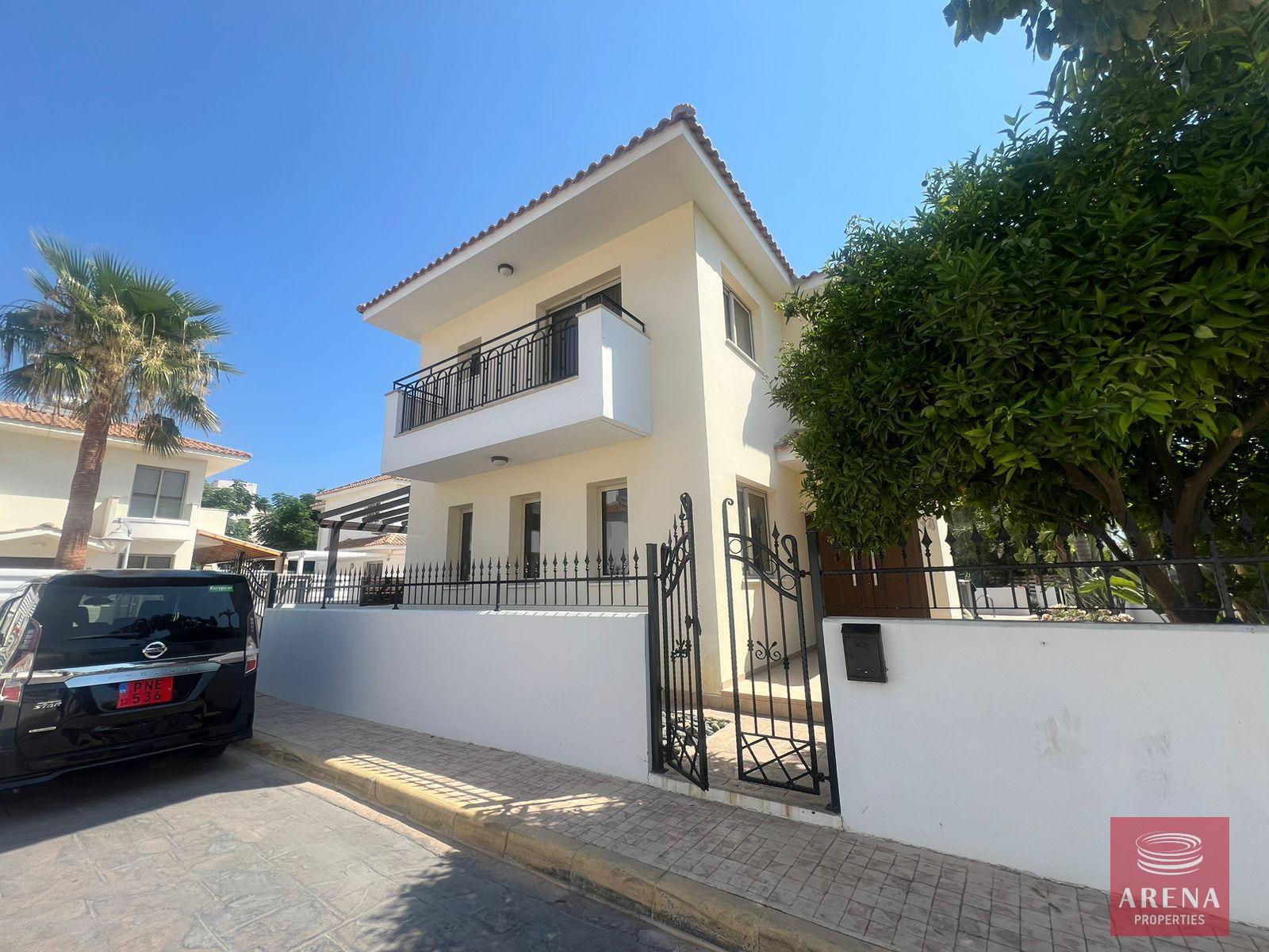 6-3-BED-VILLA-PERNERA-8381