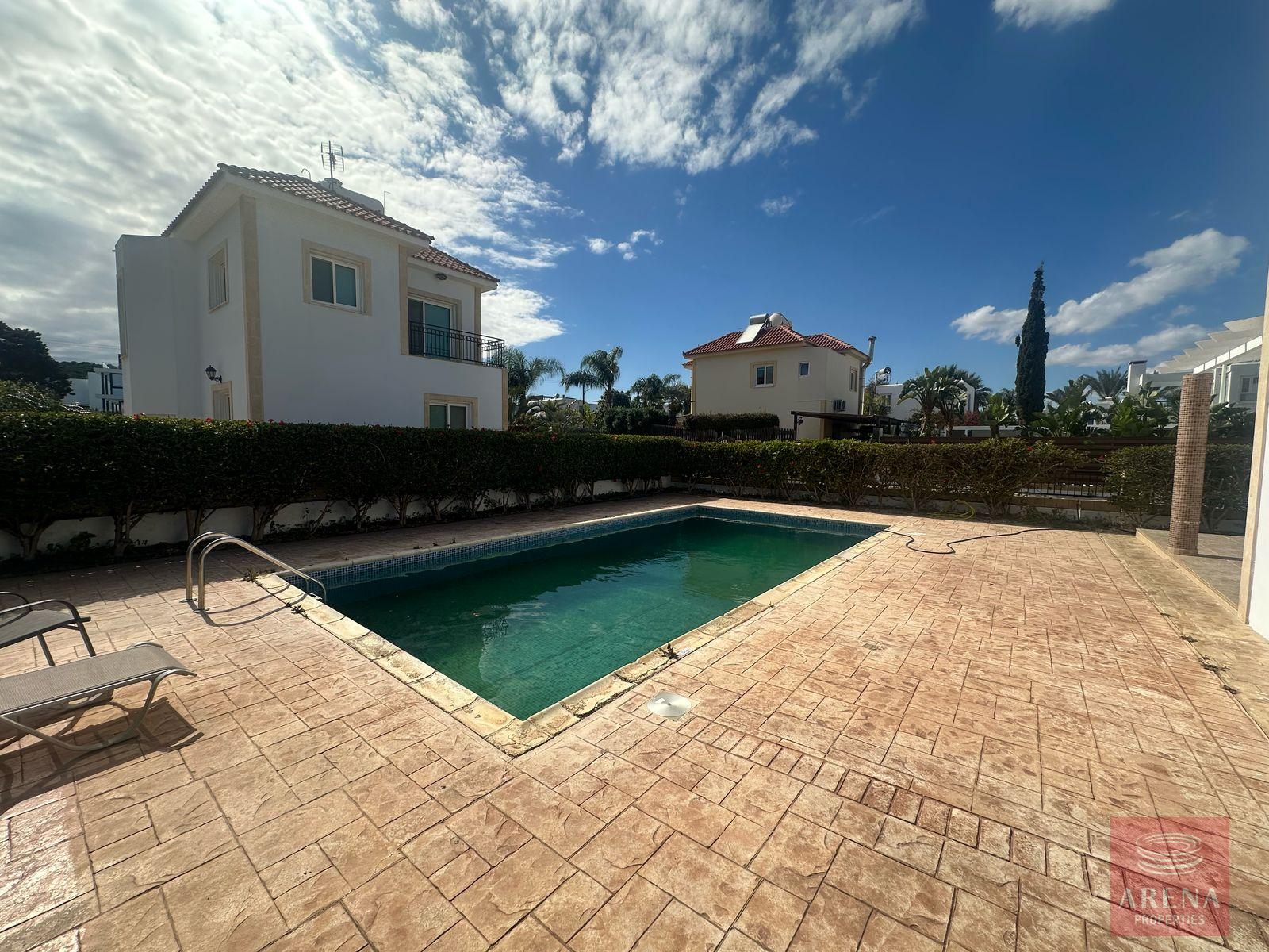 6-3-BED-VILLA-PROTARAS-9371