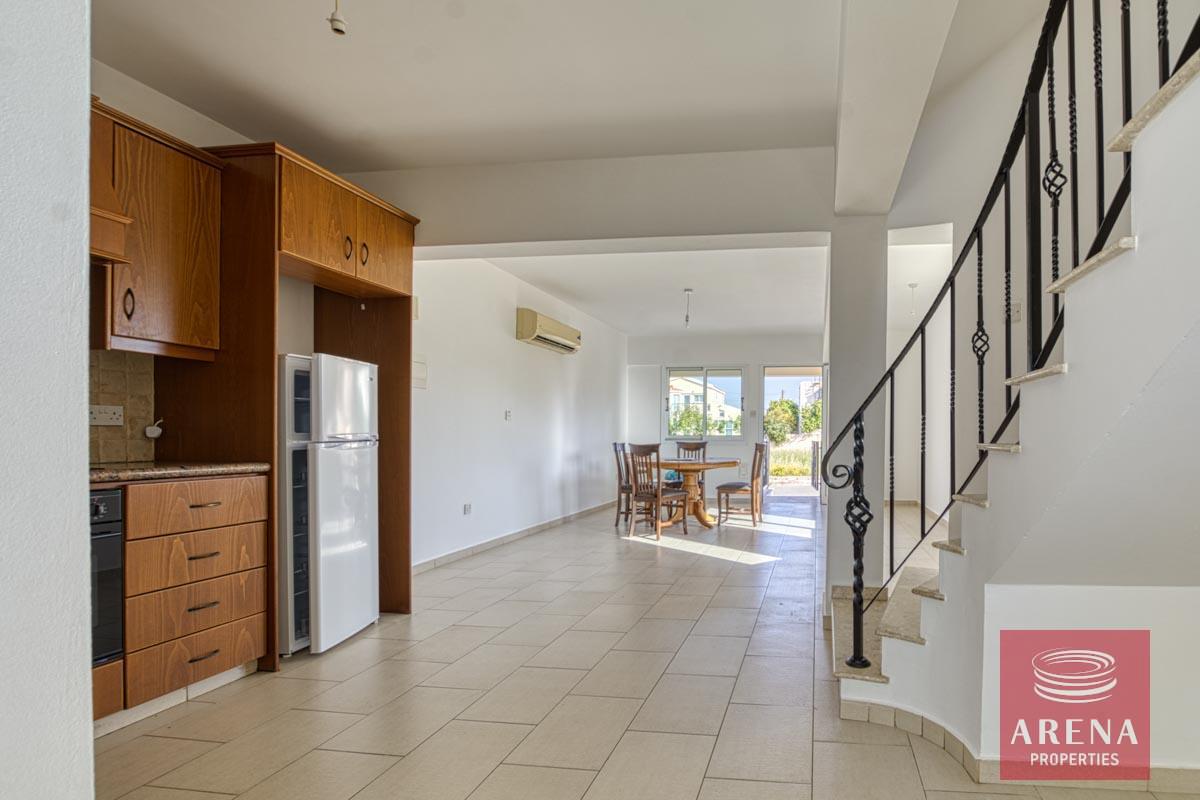 6-3-bed-th-for-sale-in-Paralimni-5880