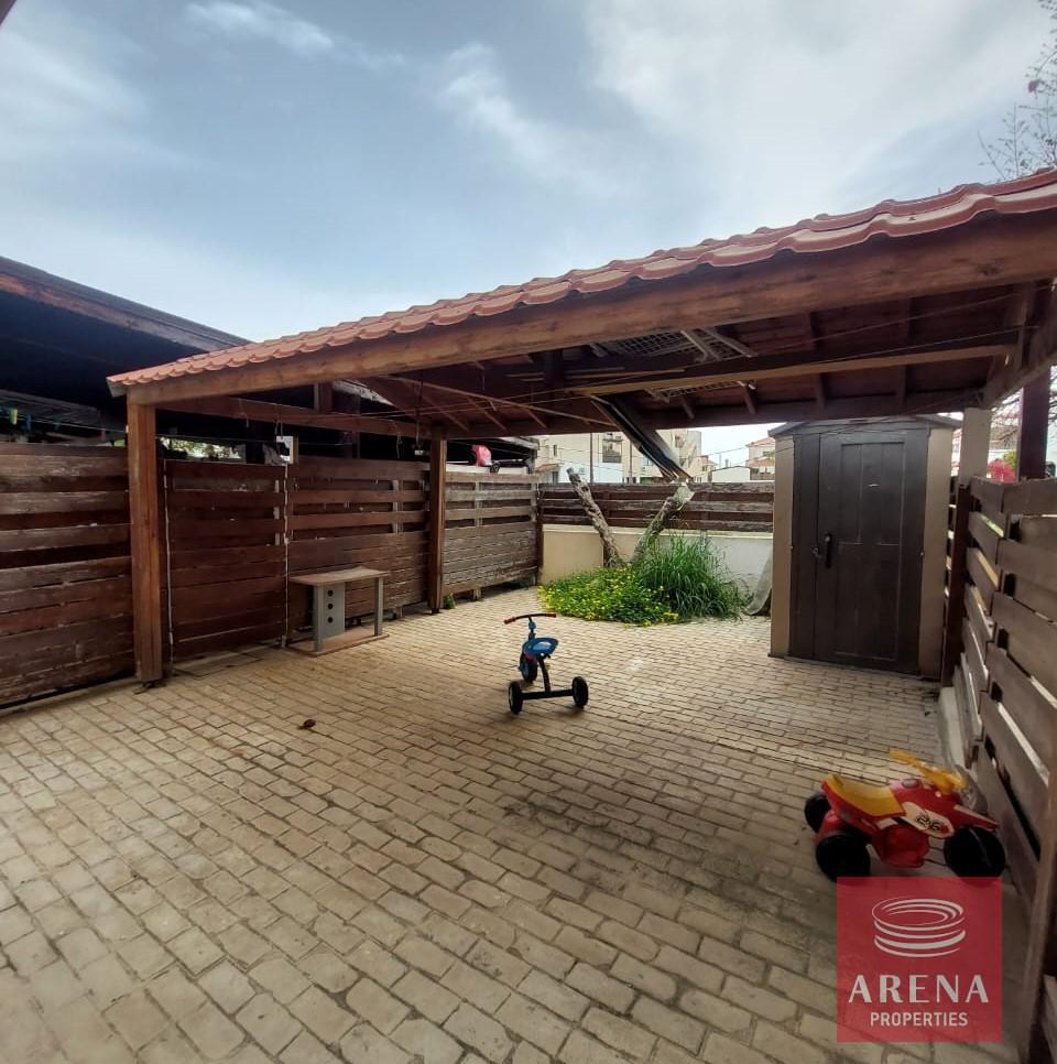 6-3-bed-th-livadia-8173