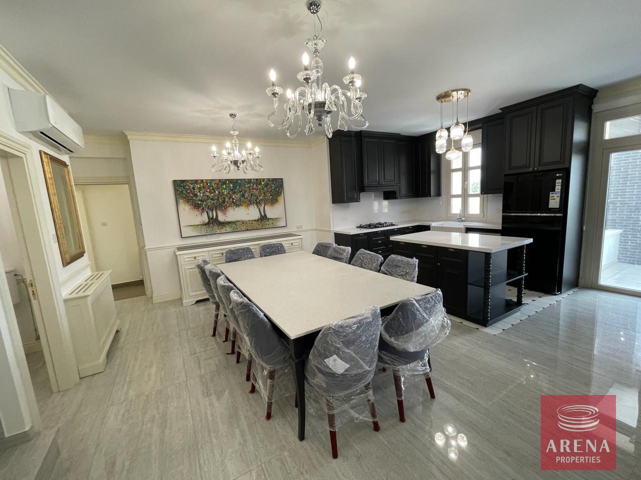 6-4-BED-DUPLEX-7774-1