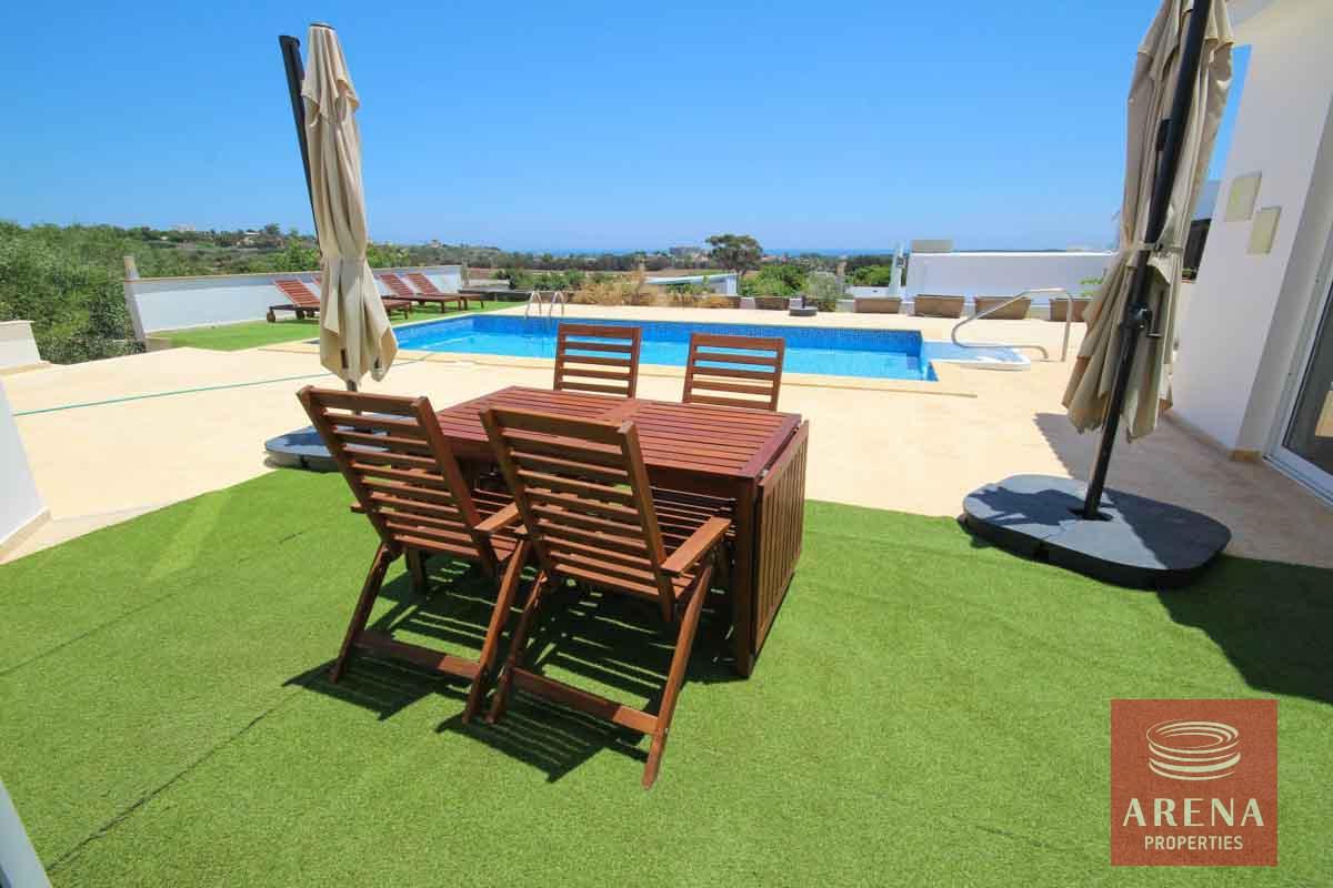 6-4-BED-VILLA-FOR-SALE-IN-CAPE-GRECO-6484