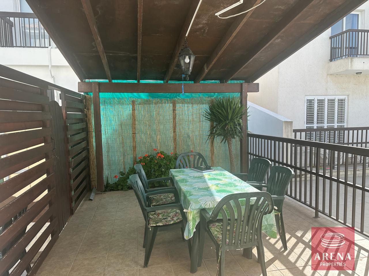 6-4-BED-VILLA-PARALIMNI-7979-1