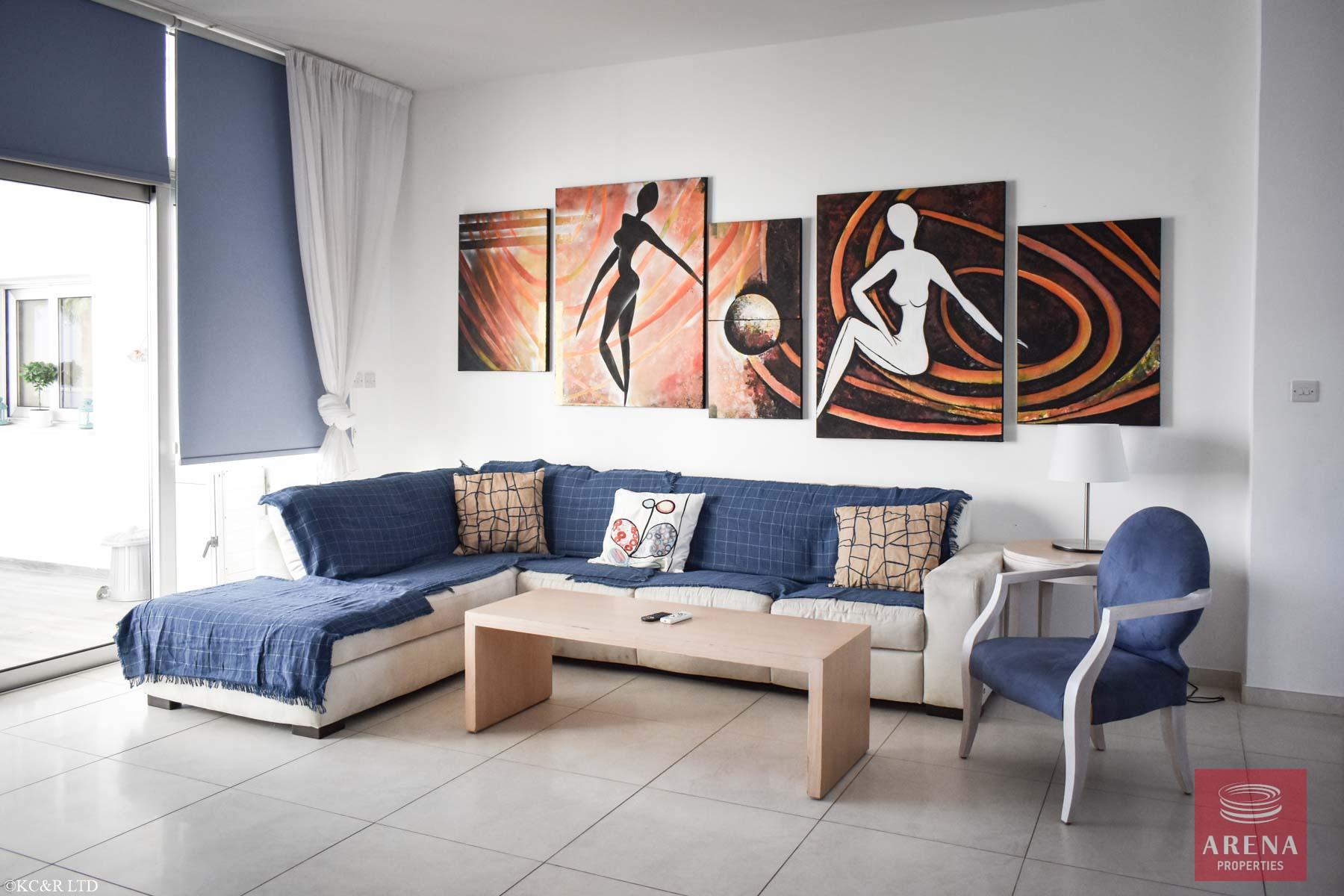 6-APT-IN-PROTARAS-5500-2