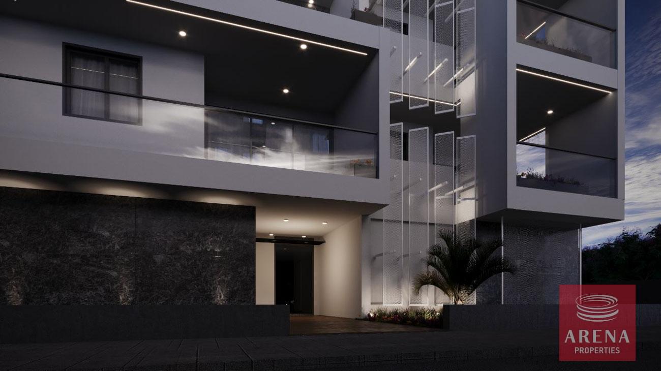 6-APTS-IN-KAMARES-7079-2