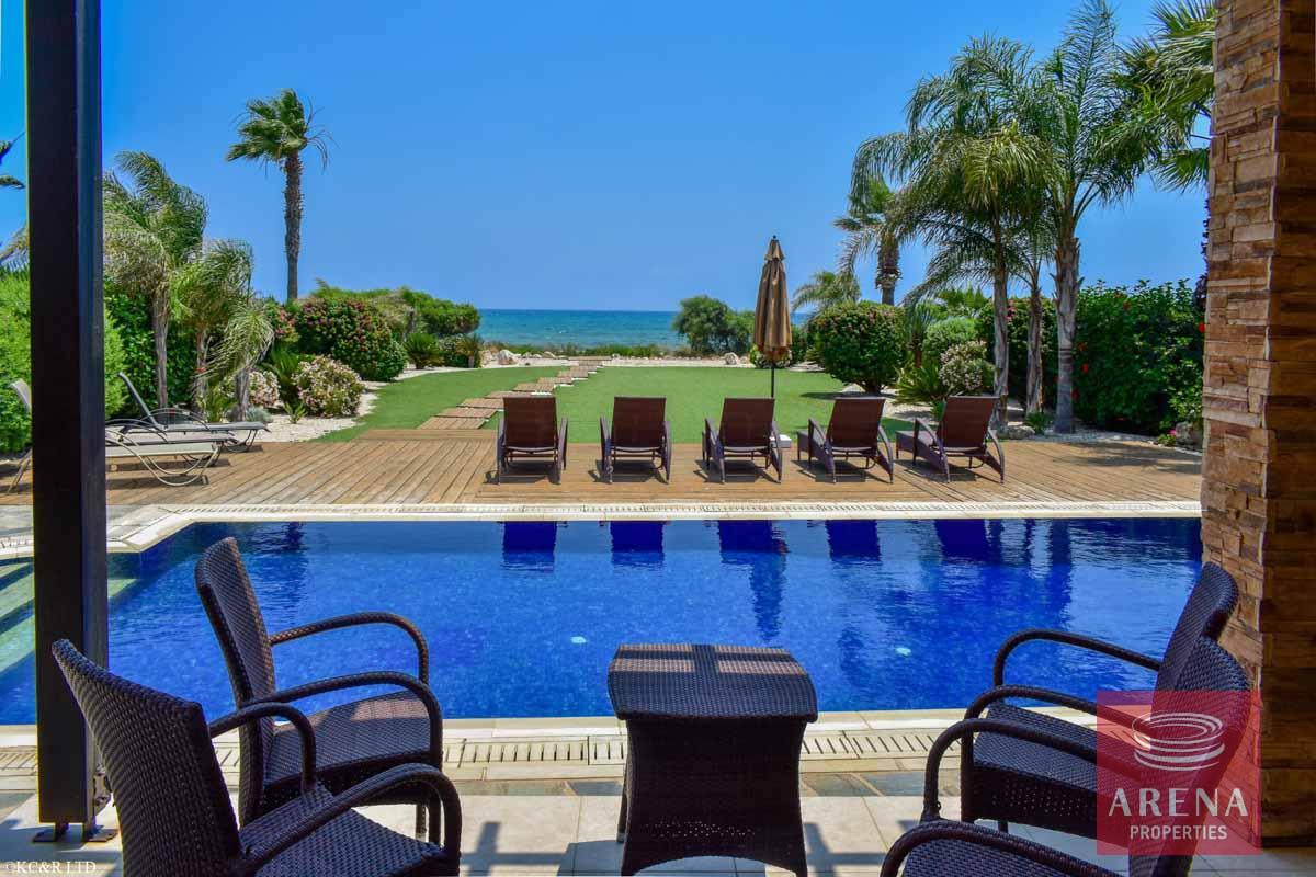 6-FRONT-LINE-VILLA-2