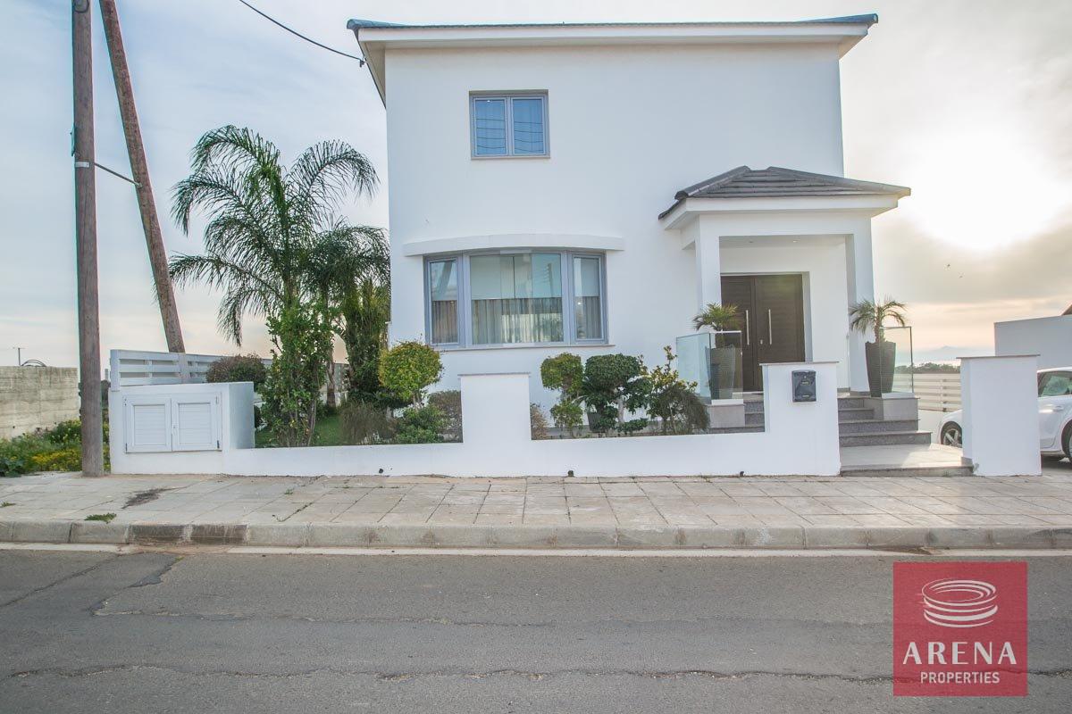 6-Villa-in-Xylofagou-2756