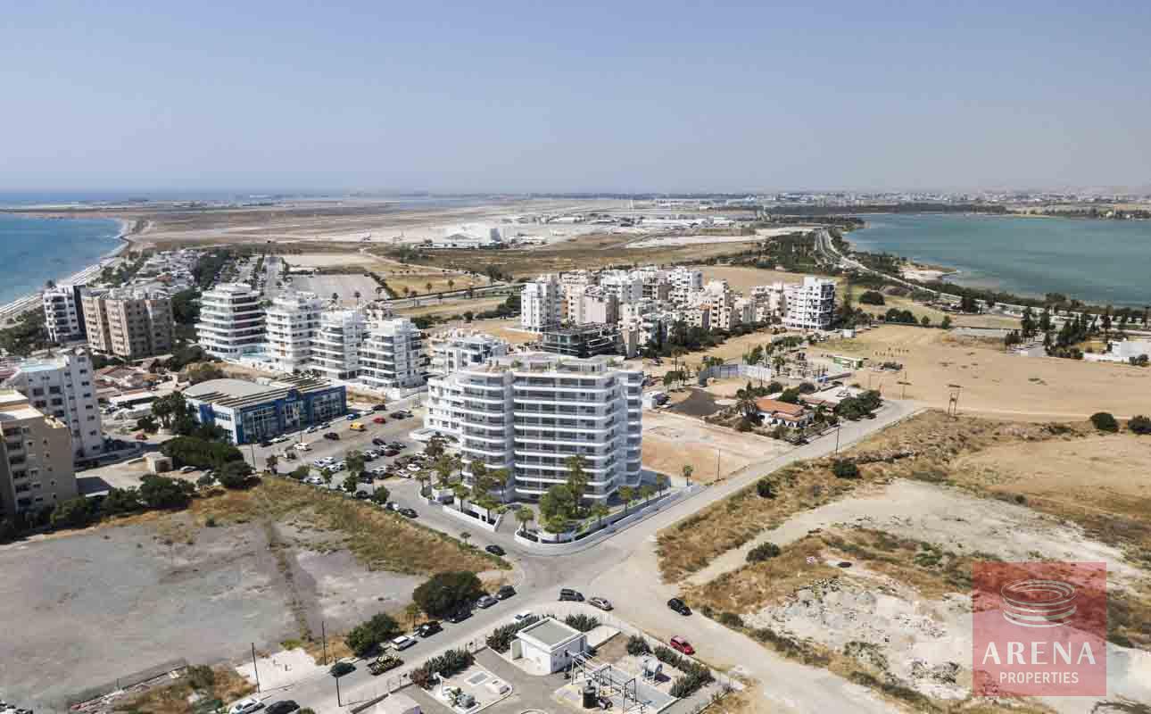 6-apartments-in-Makenzie-6255-5