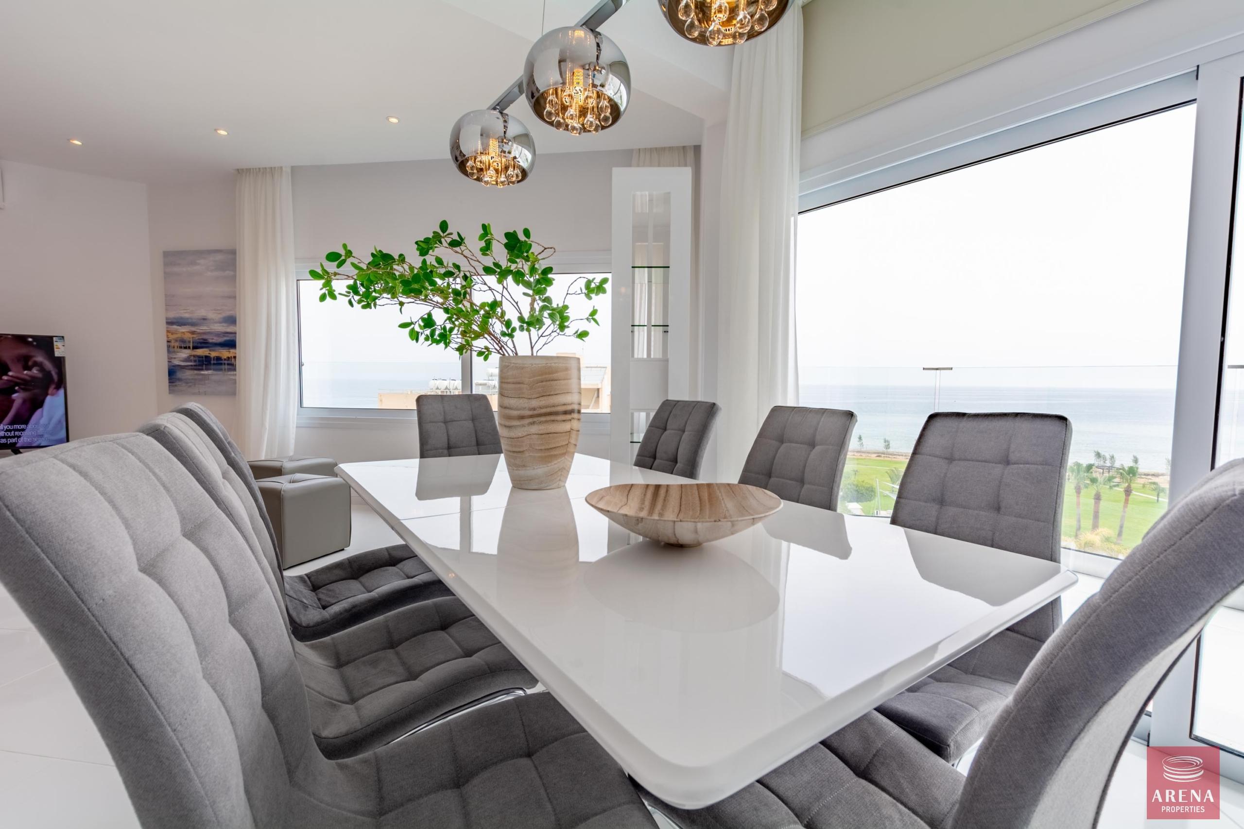 6-apt-in-ayia-triada-scaled-1