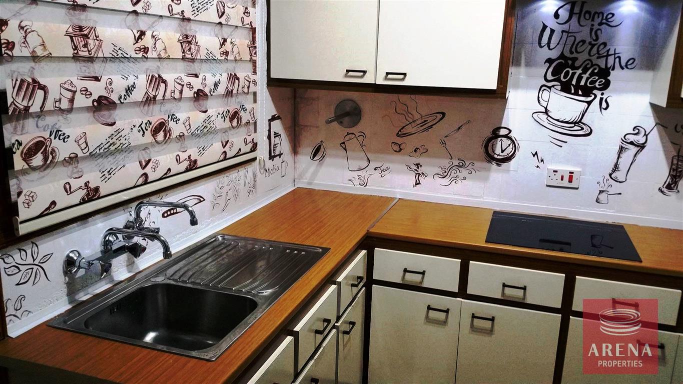 6-bed-villa-for-sale-in-ayia-napa-kitchen-1