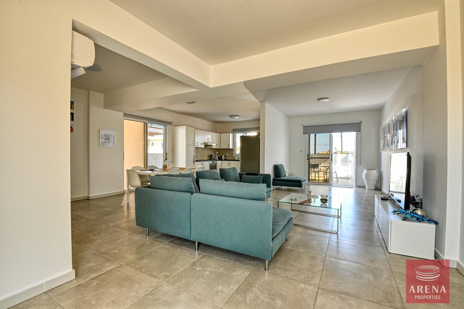 6-house-with-deeds-in-Parali