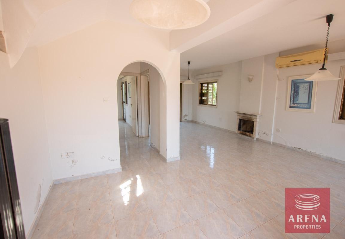 6-villa-in-ayia-thekla-5652-1