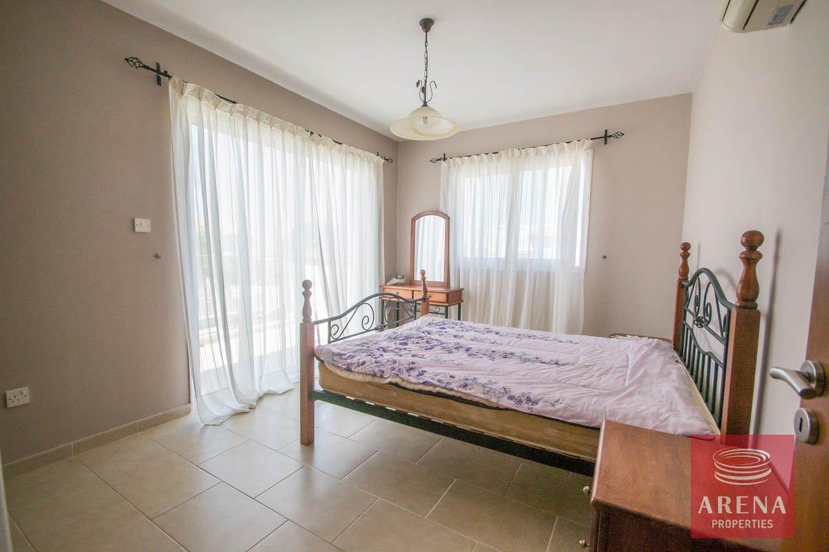 6-villa-paralimni-4403