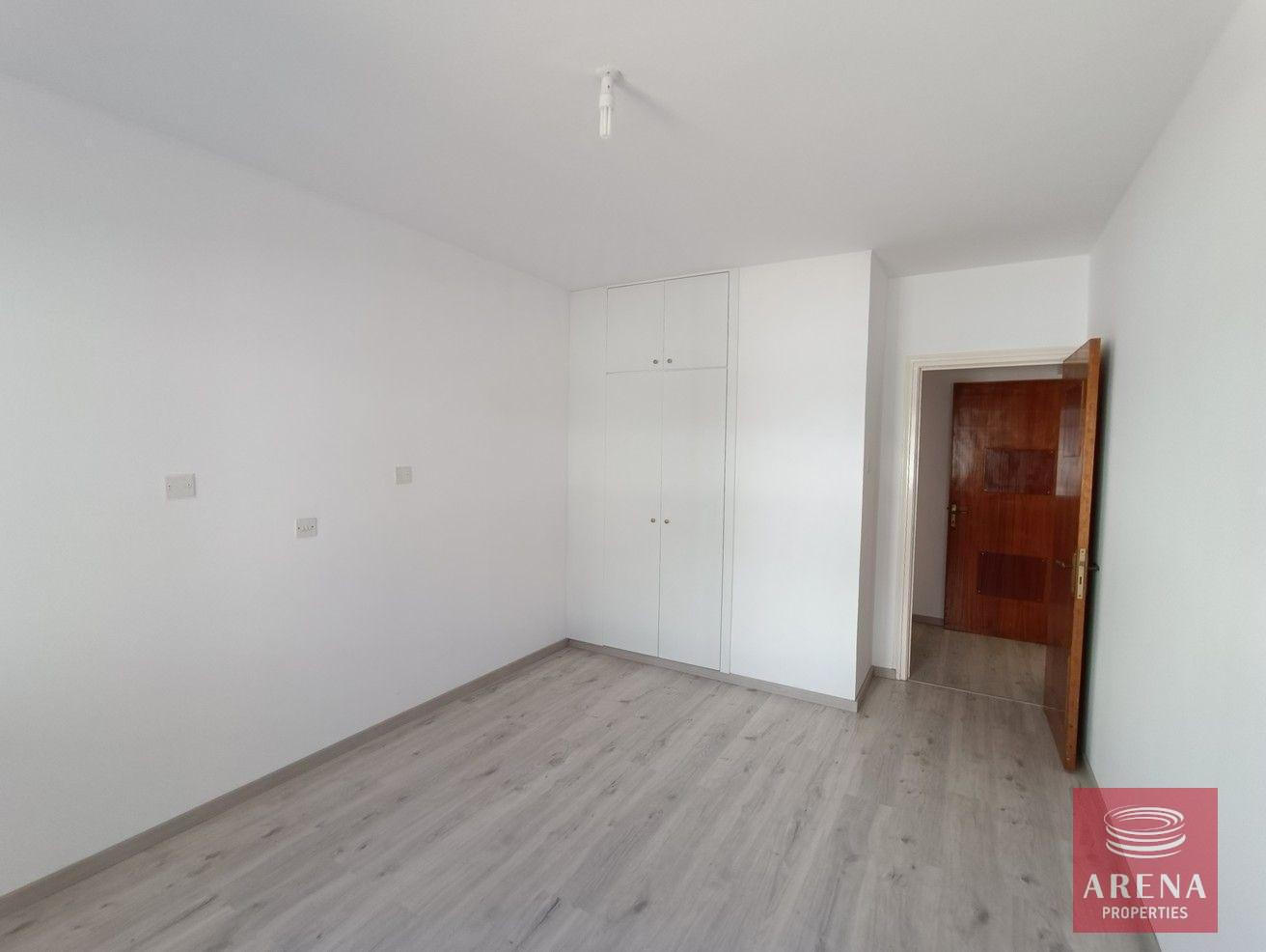 7-1BED-FLAT-IN-kAPPARIS-6455