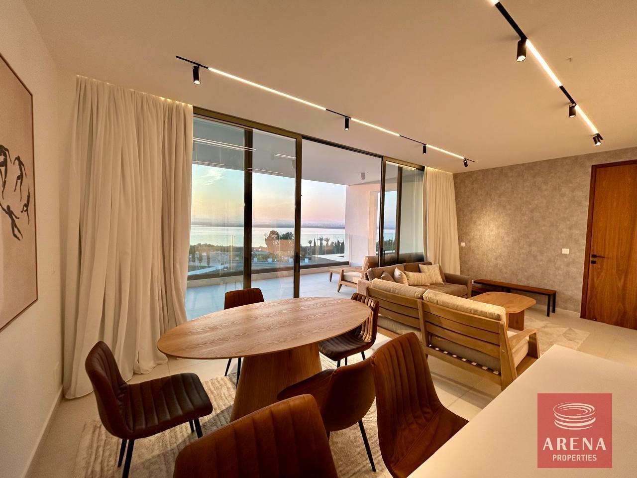 7-2-BED-APT-FOR-RENT-MAKENZY-9144